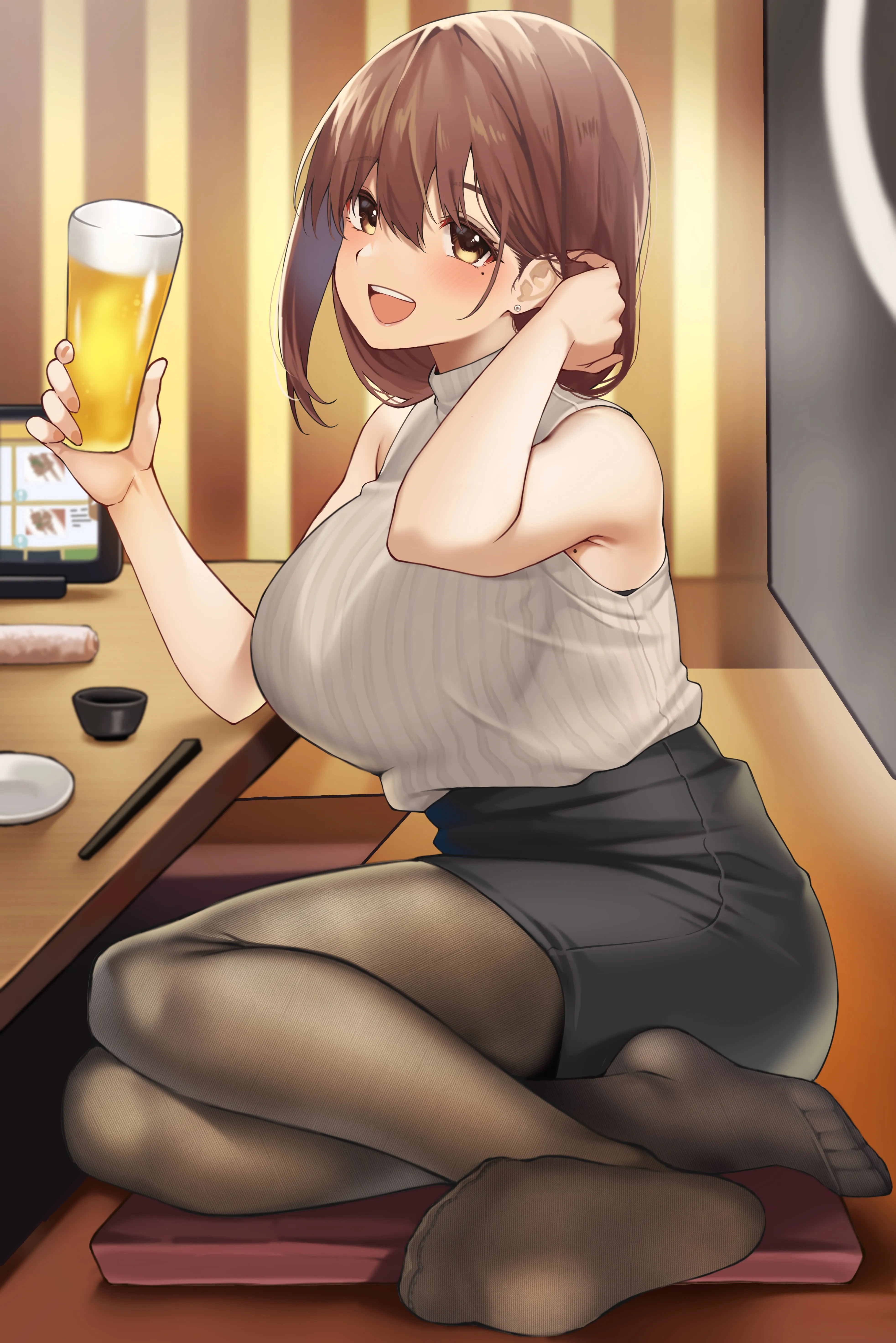 原创 人物 独身 深色头发 微笑 动漫 女孩 AI艺术 啤酒 白色衬衫 黑色裙子 连裤袜 手机壁纸 4K壁纸