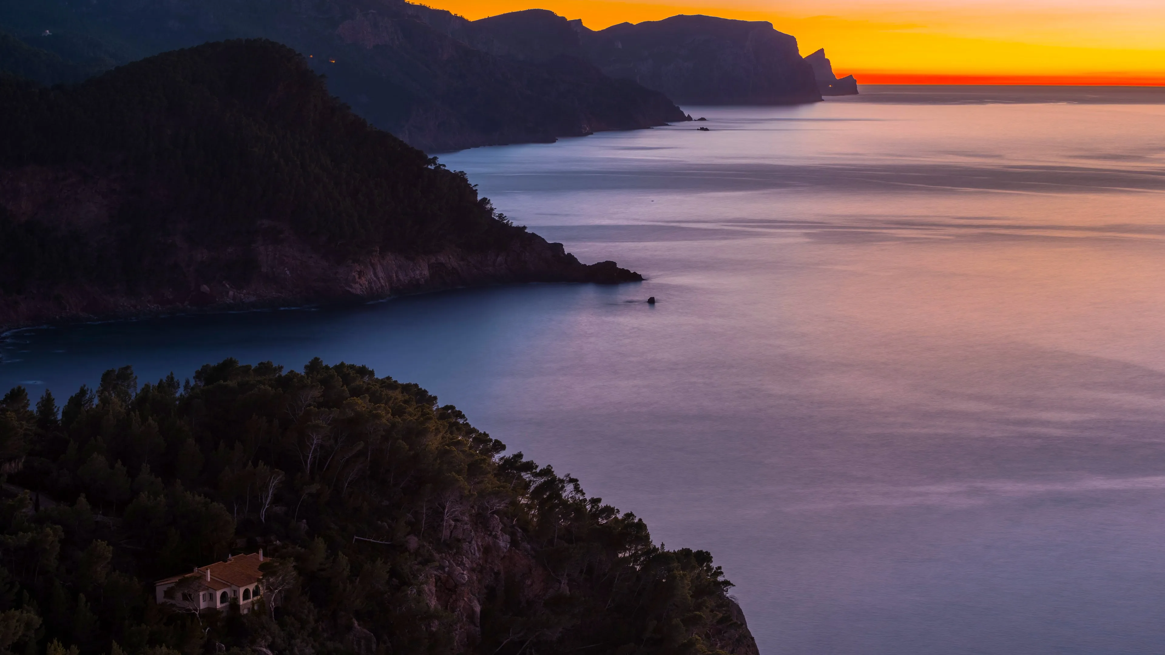 自然 风景 山脉 水面 海岸 天空 树木 黎明 远景 大海 豪宅 夕阳 4K壁纸