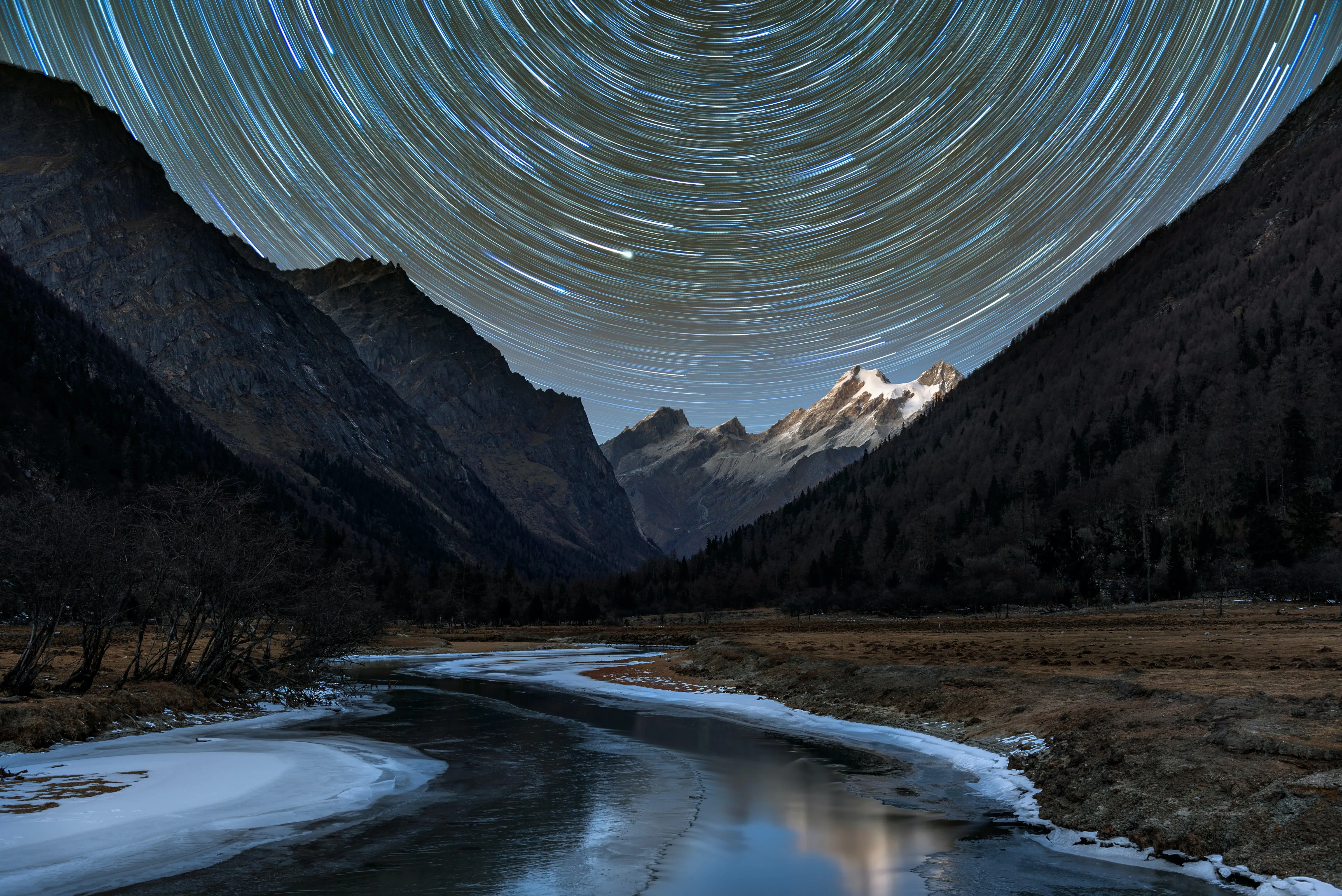 自然 灌木 星星 圆 树 河 山峰 树木 森林 灌木 水 电脑壁纸 4K壁纸