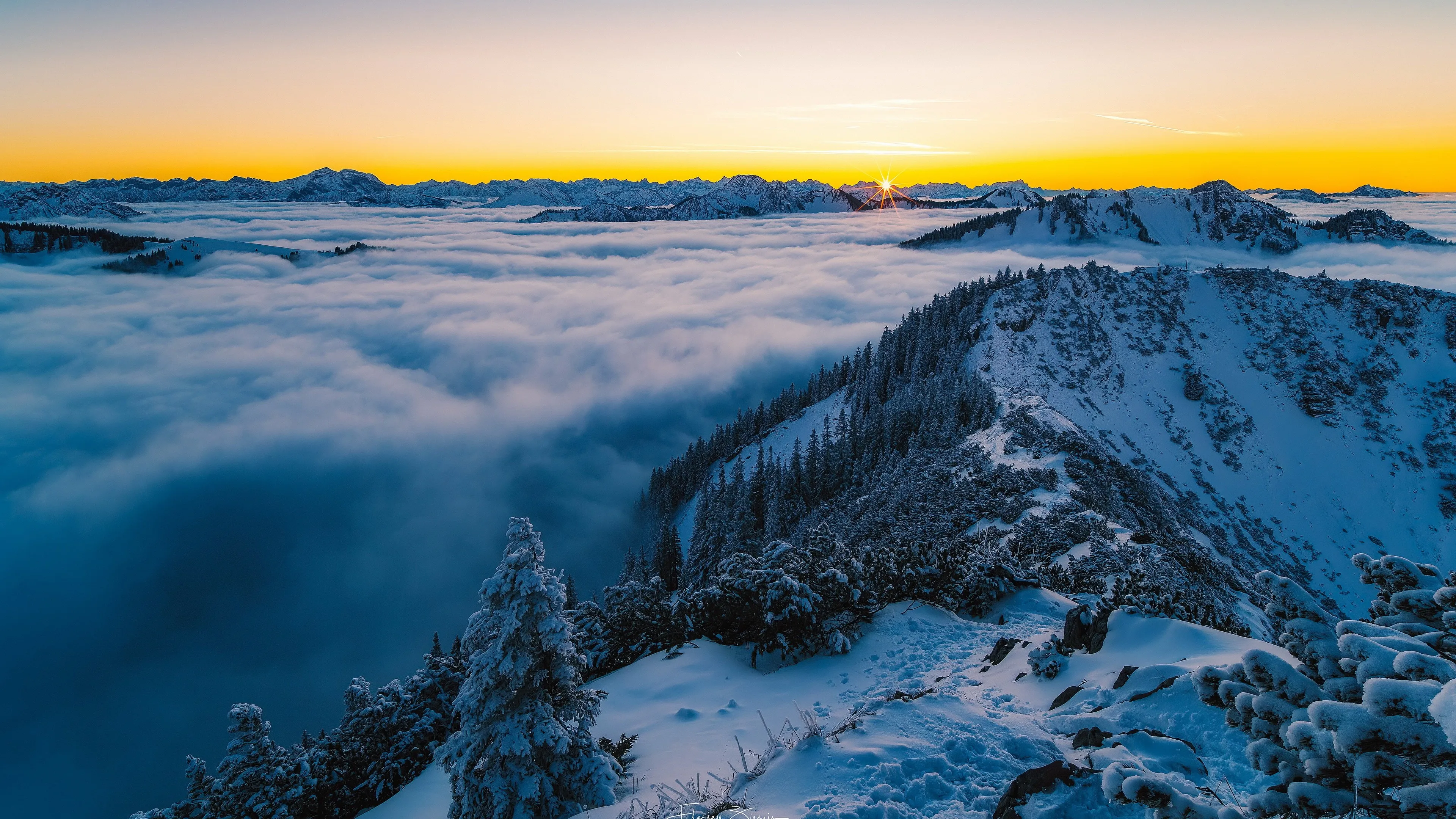 自然 户外 冬季 山脉 风景 太阳 雪峰 雪山 4K壁纸