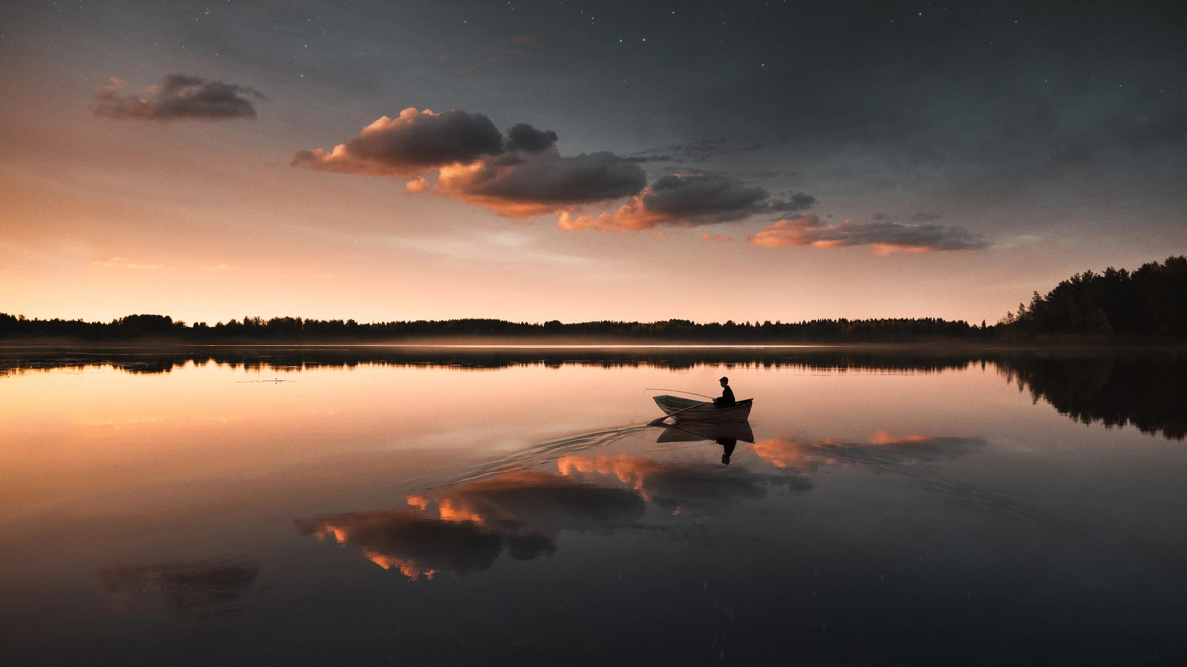 自然 风景 摄影 日落 云 倒影 湖 船钓 鱼 星星 4K壁纸