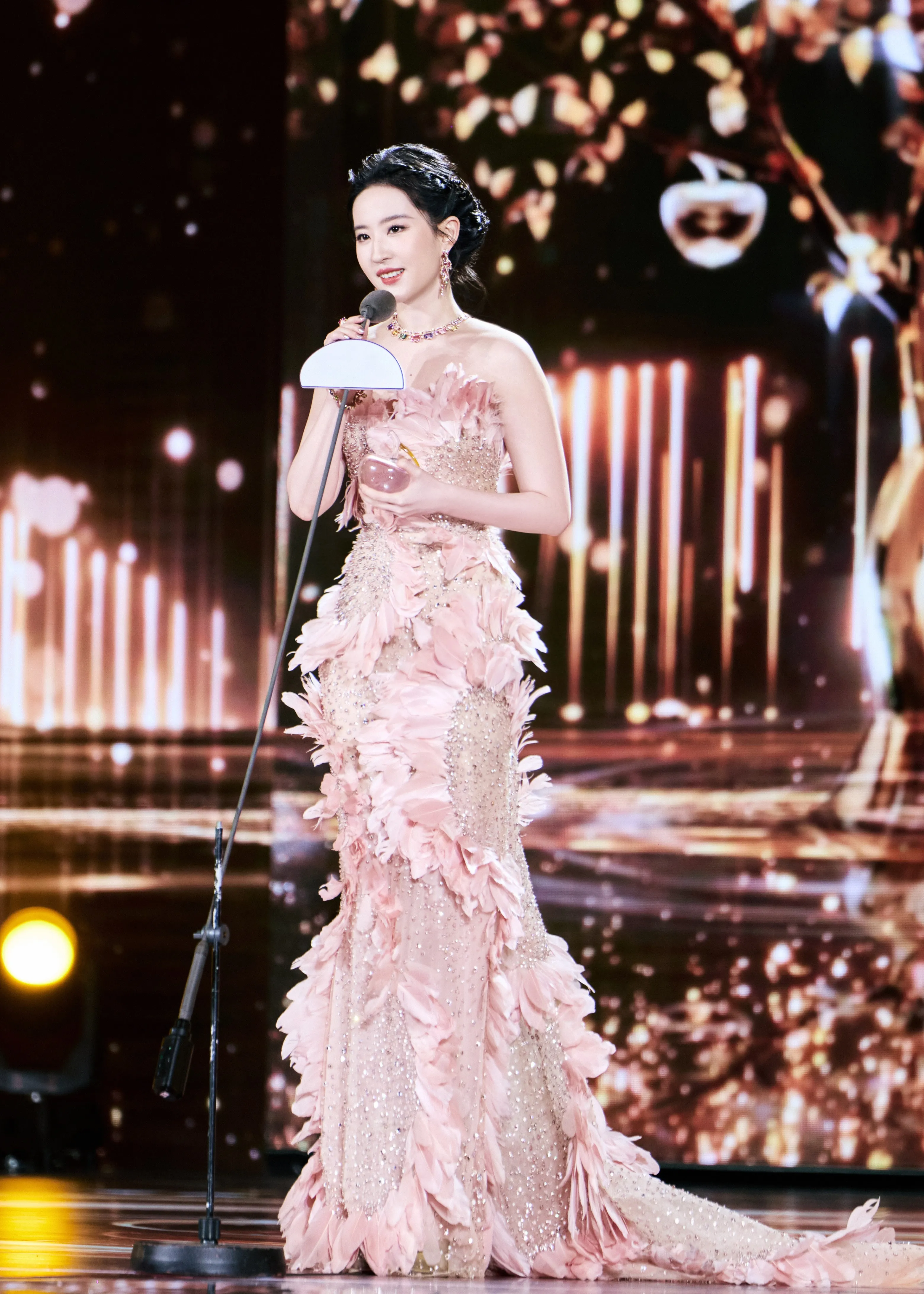 刘亦菲 梦幻 粉色裙子 超宽 双屏 手机壁纸 2K壁纸