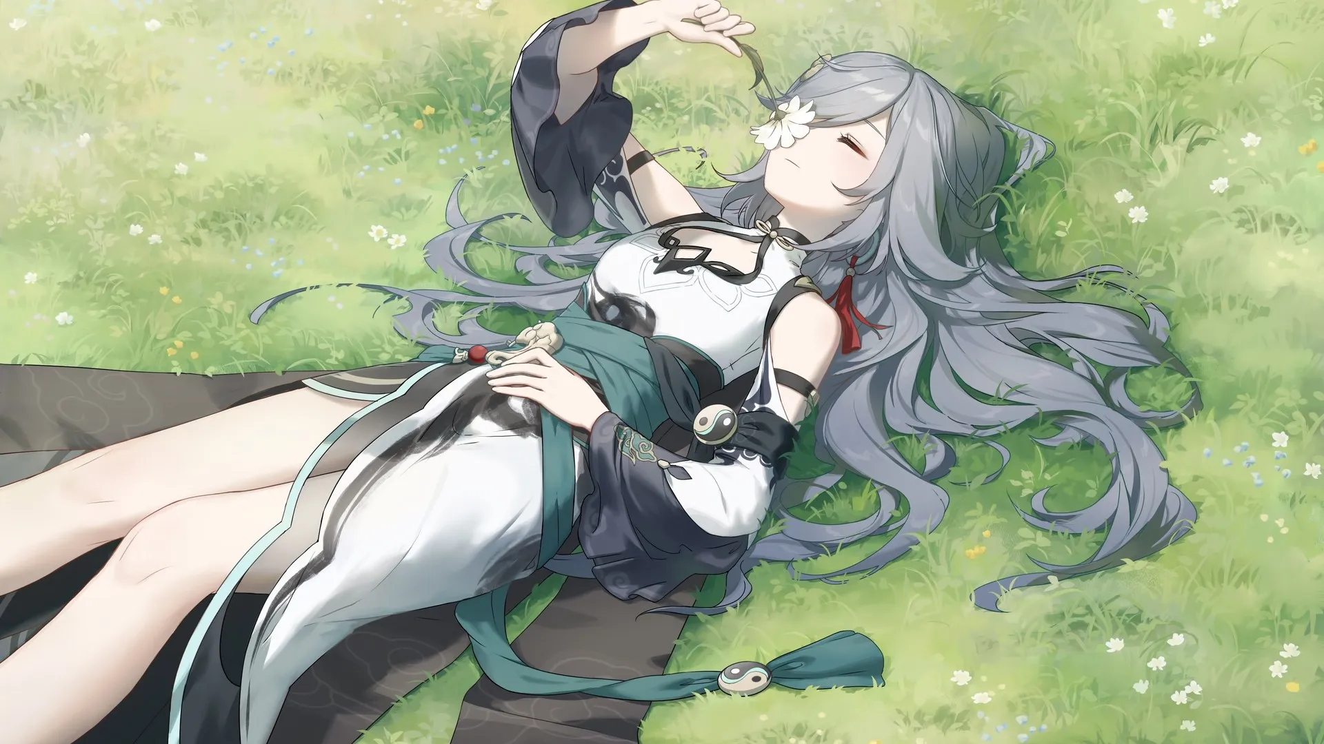 富华 长发 仰卧 幻想女孩 腿 头发在脸上 闭上眼睛 动漫 动漫女孩 灰色头发 花 幻想艺术 草 户外